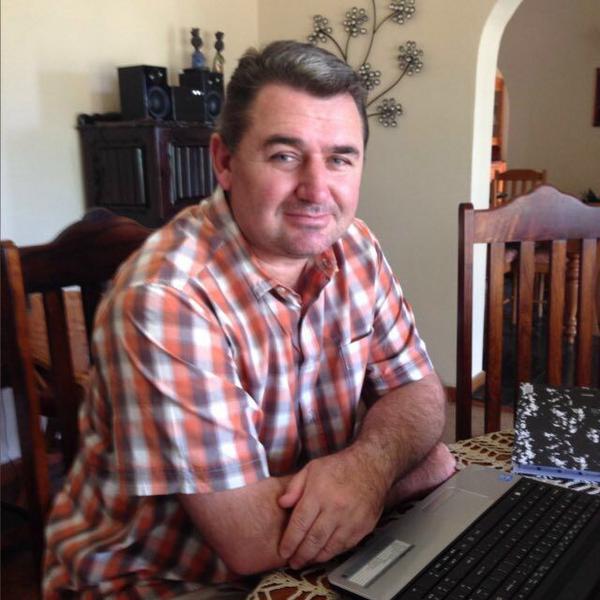 Mel Adendorff, estate agent